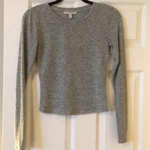 Express long sleeve grey stretchy crop top